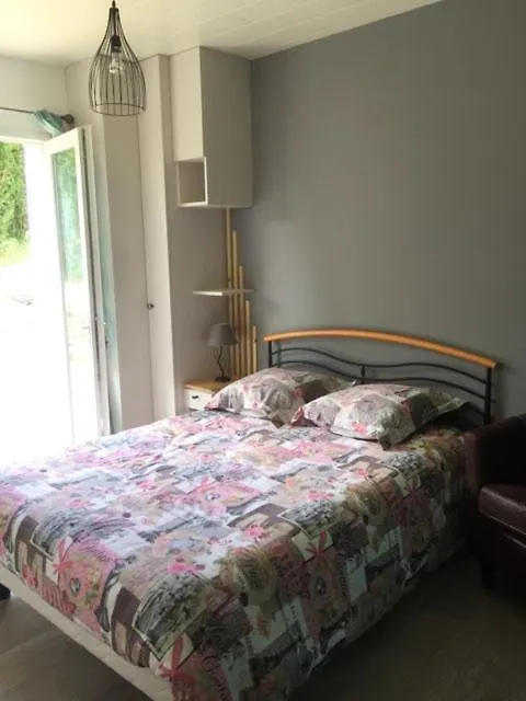 Les Patiences Apartment Le Crestet Homestay